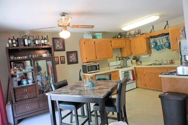 property at 220 Leighton Dr