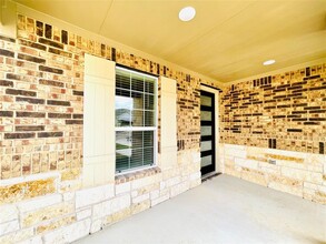 1220 Bear Track Loop in Georgetown, TX - Building Photo - Building Photo