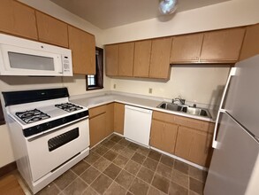 2104 University Ave in Madison, WI - Building Photo - Building Photo