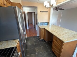 999 Euclid Ave in Elmhurst, IL - Building Photo - Building Photo