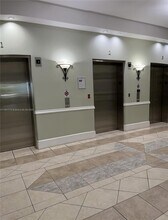 50 Menores Ave, Unit 505 in Coral Gables, FL - Building Photo - Building Photo