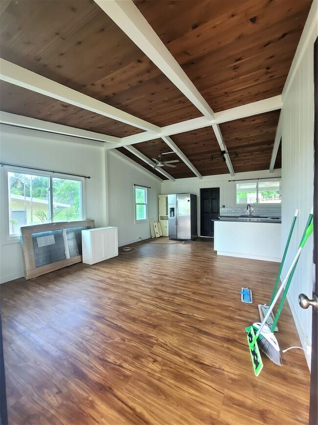 1354 Nanialii St in Kailua, HI - Building Photo - Building Photo