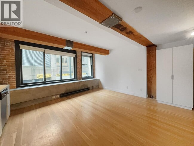 528 Beatty St in Vancouver, BC - Building Photo - Building Photo