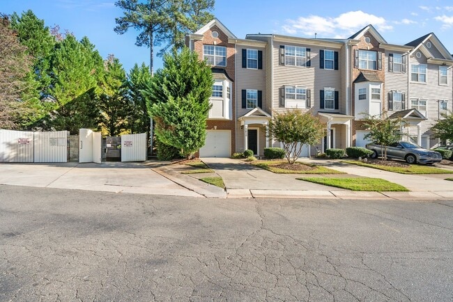 2615 Wyntercrest Ln in Durham, NC - Building Photo - Building Photo