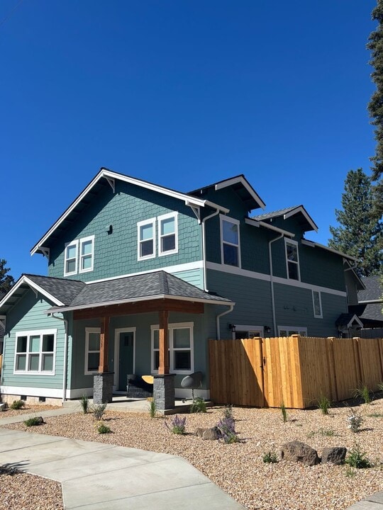 605 NW Portland Ave in Bend, OR - Building Photo