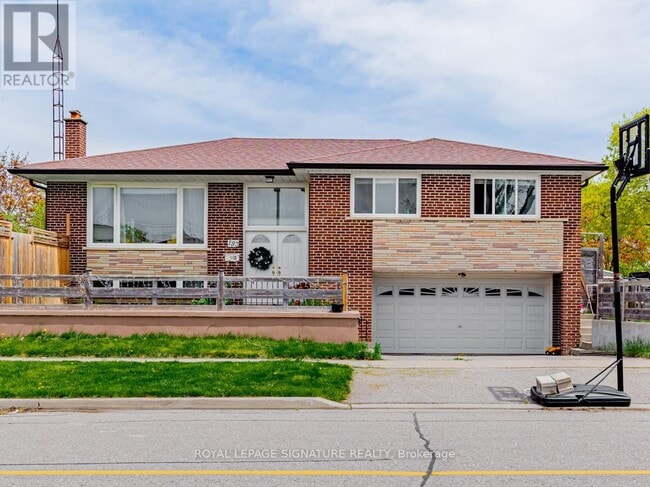 property at 193 Fairglen Ave