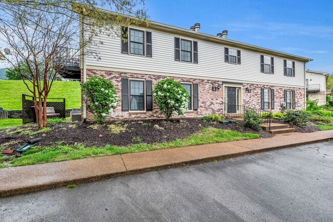 749 Fox Ridge Dr in Brentwood, TN - Building Photo - Building Photo