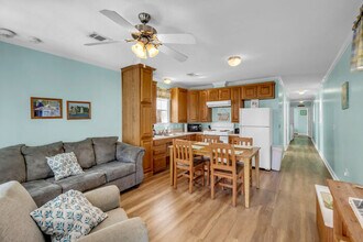 171 Paradise Ave in Gulfport, MS - Building Photo - Building Photo