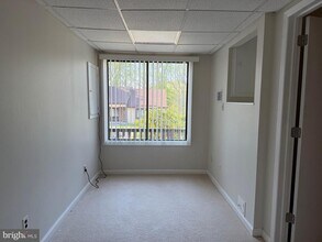 5404 Doral Dr in Wilmington, DE - Building Photo - Building Photo