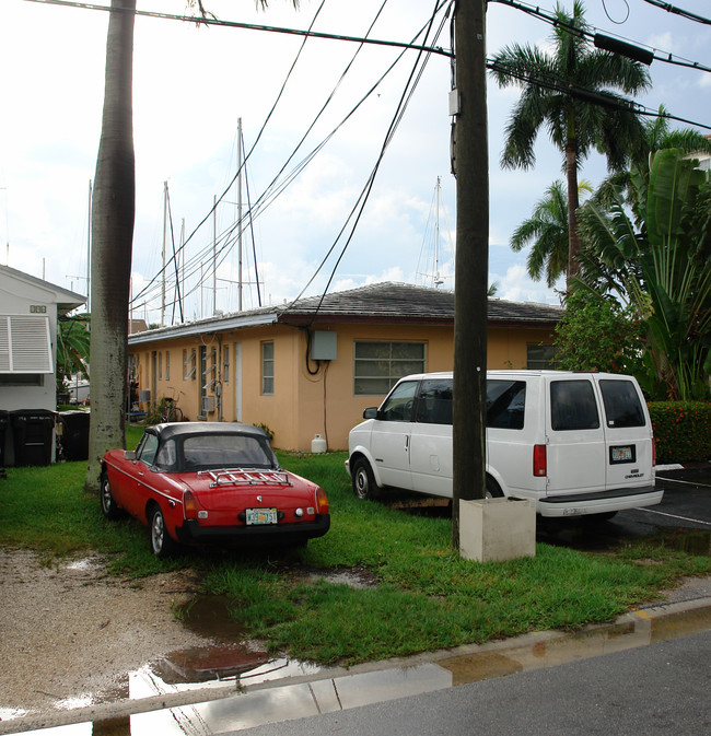 124 Hendricks Is in Fort Lauderdale, FL - Foto de edificio - Building Photo