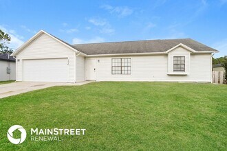 1067 Pappas Rd SE in Palm Bay, FL - Building Photo - Building Photo