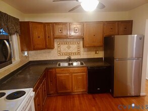 13309 Nottingdale Dr in Woodbridge, VA - Building Photo - Building Photo