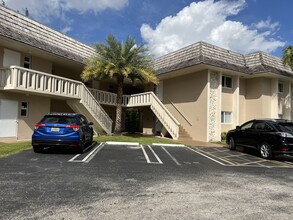 7490 Miami Lakes Dr, Unit A-208 in Miami Lakes, FL - Building Photo - Building Photo