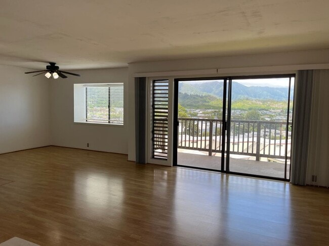 property at 46-044 Puulena St