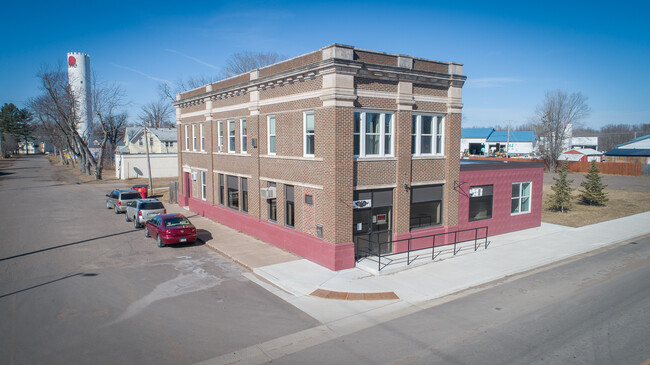 301 N Hill Ave in Ogilvie, MN - Building Photo - Building Photo