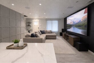 5504 E 101st Pl in Thornton, CO - Building Photo - Building Photo