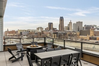 Balsam on Broadway in St. Paul, MN - Building Photo - Building Photo