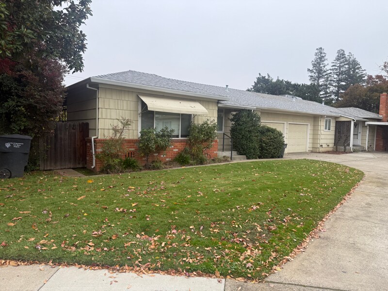 2013 56th St in Sacramento, CA - Building Photo