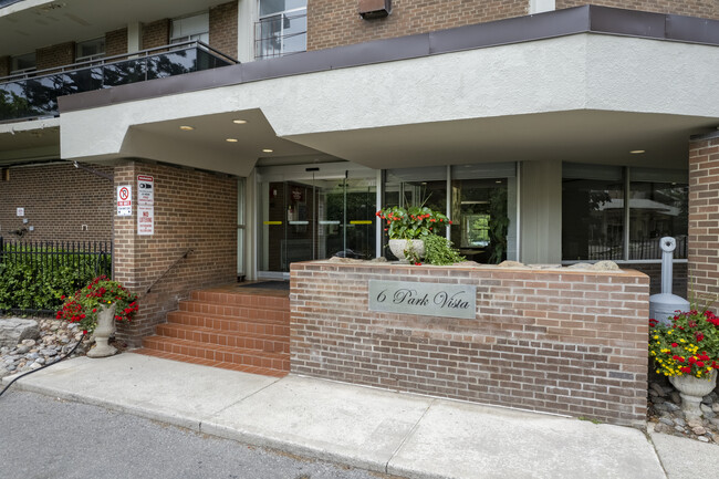 Park Vista Apartments in Toronto, ON - Building Photo - Building Photo