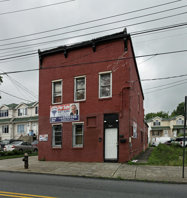 264 Jewett Ave in Staten Island, NY - Building Photo - Building Photo