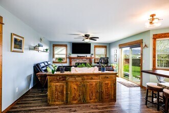 1602 Ingomar Blvd in Belgrade, MT - Building Photo - Building Photo