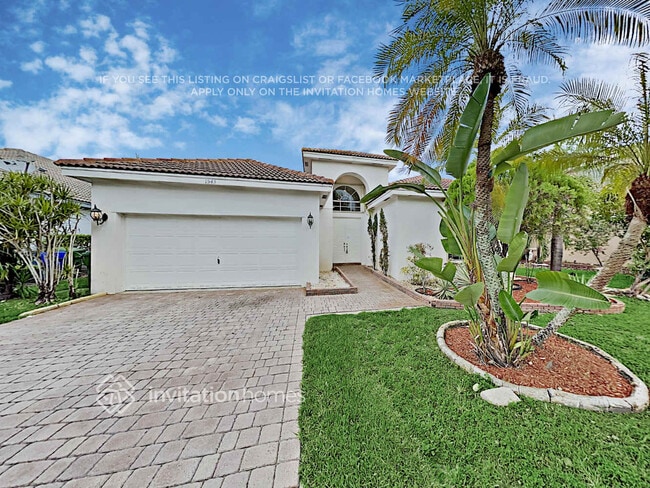 property at 1543 SW 161st Ave