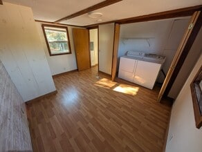 7 Snow Valley Rd in Bridgton, ME - Building Photo - Building Photo