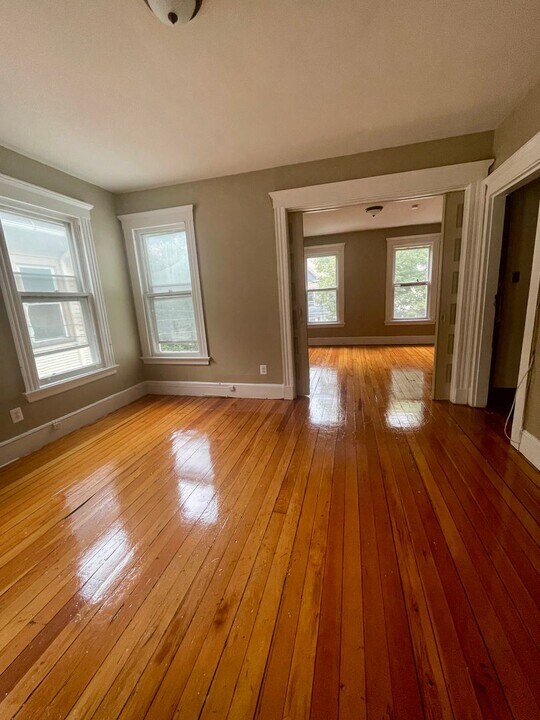 255 Orchard St-Unit -2 in New Haven, CT - Building Photo