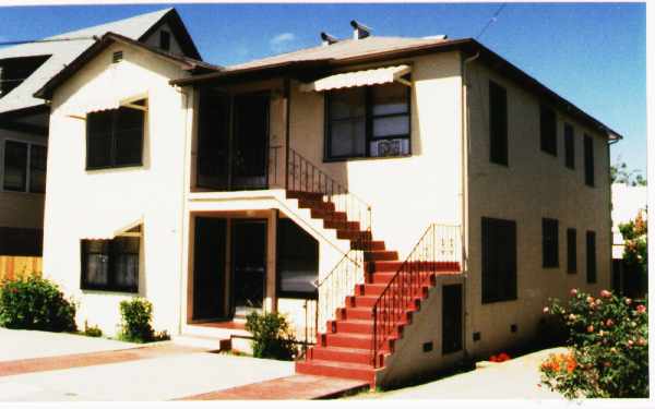 918 Arguello St in Redwood City, CA - Foto de edificio - Building Photo