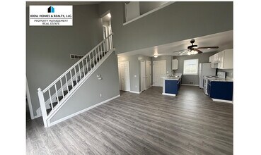 5466 Country Hearth Ln in Grand Blanc, MI - Building Photo - Building Photo