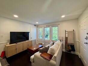 1807 Dewitt Ave in Alexandria, VA - Building Photo - Building Photo