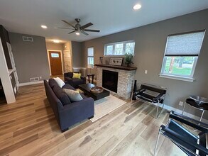 311 Femrite Dr in Monona, WI - Building Photo - Building Photo