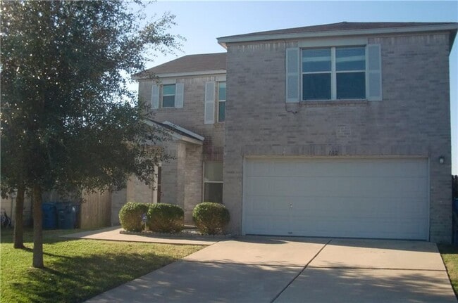 102 Blanco Woods Blvd