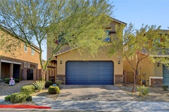 6630 Rocky Reef St, Unit 1021 in Las Vegas, NV - Foto de edificio - Building Photo