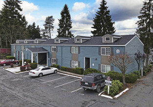 Shoreside Village in Everett, WA - Building Photo - Building Photo