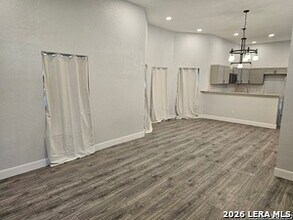 2236 Burnet St in San Antonio, TX - Building Photo - Building Photo