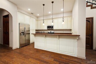 421 Cottonwood Ave in McAllen, TX - Building Photo - Building Photo