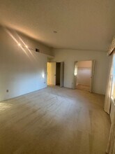 3047 Oak Park Way in Orlando, FL - Building Photo - Building Photo