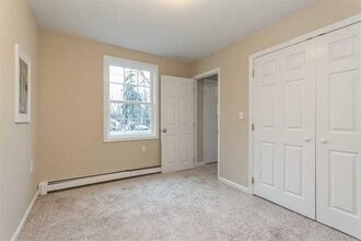 3 Sky Top Dr in Wappingers Falls, NY - Building Photo - Building Photo