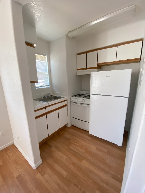 property at 1580 E Courtney Pl