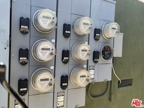 1112 Ocean Park Blvd in Santa Monica, CA - Building Photo - Building Photo