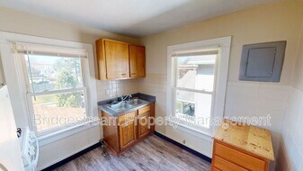 1116 Watervliet Ave in Dayton, OH - Building Photo