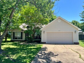 332 Sagewood Dr in Jonesboro, AR - Building Photo - Building Photo
