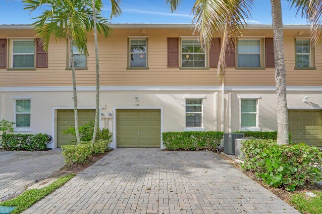 property at 4313 Parkside Dr
