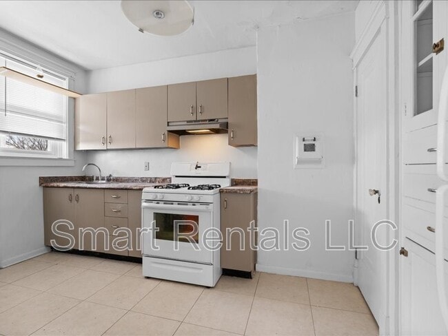 property at 7208 Zephyr Pl