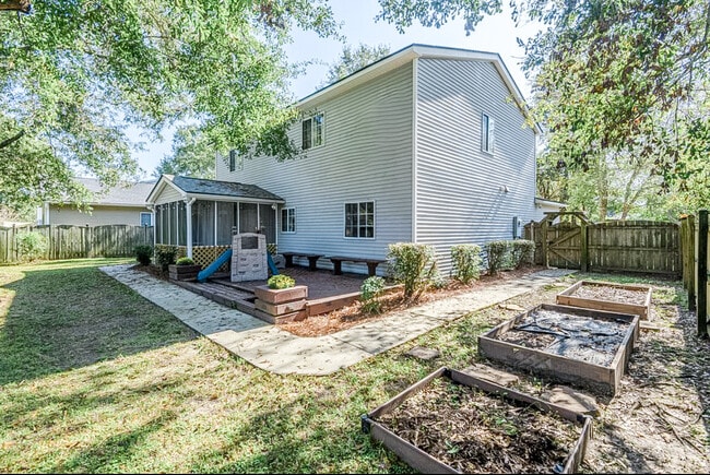 412 Catawba Dr in Summerville, SC - Building Photo - Building Photo