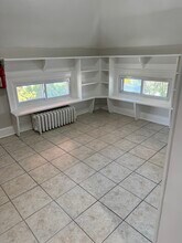 76 Washington Ave, Unit Washington Ave Apt 3 in North Plainfield, NJ - Foto de edificio - Building Photo