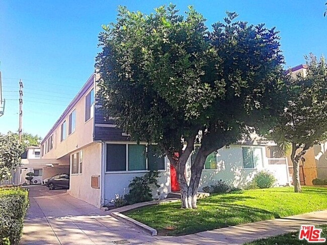 property at 451 Ivy St