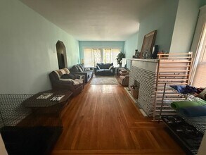 6656-6656 Woodwell St in Pittsburgh, PA - Building Photo - Building Photo