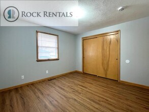 502 S Washington St in South Hutchinson, KS - Building Photo - Building Photo